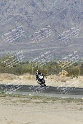 media/Dec-07-2025-CVMA (Sun) [[3e7d2de5dc]]/Race 8-Middleweight Shootout/